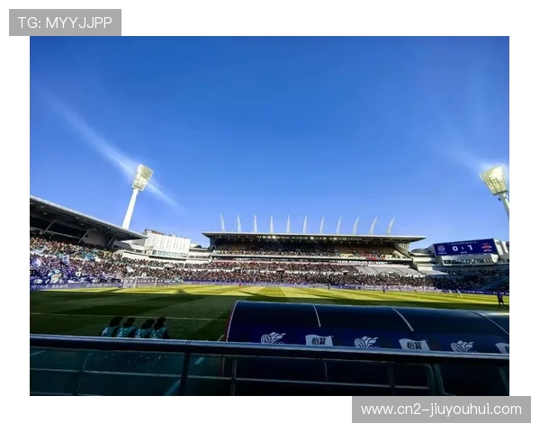 围绕吐槽足球元素的爆笑解构式神评大赏畅聊赛场奇闻录全景版特辑